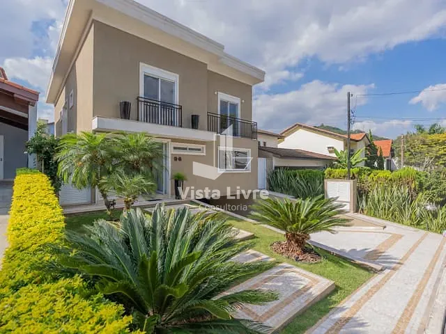 Casa com 423m² 4 quartos e 6 banheiros, à venda, no bairro Alphaville em Santana de Parnaíba