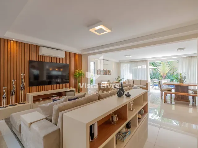 Casa com 423m² 4 quartos e 6 banheiros, à venda, no bairro Alphaville em Santana de Parnaíba