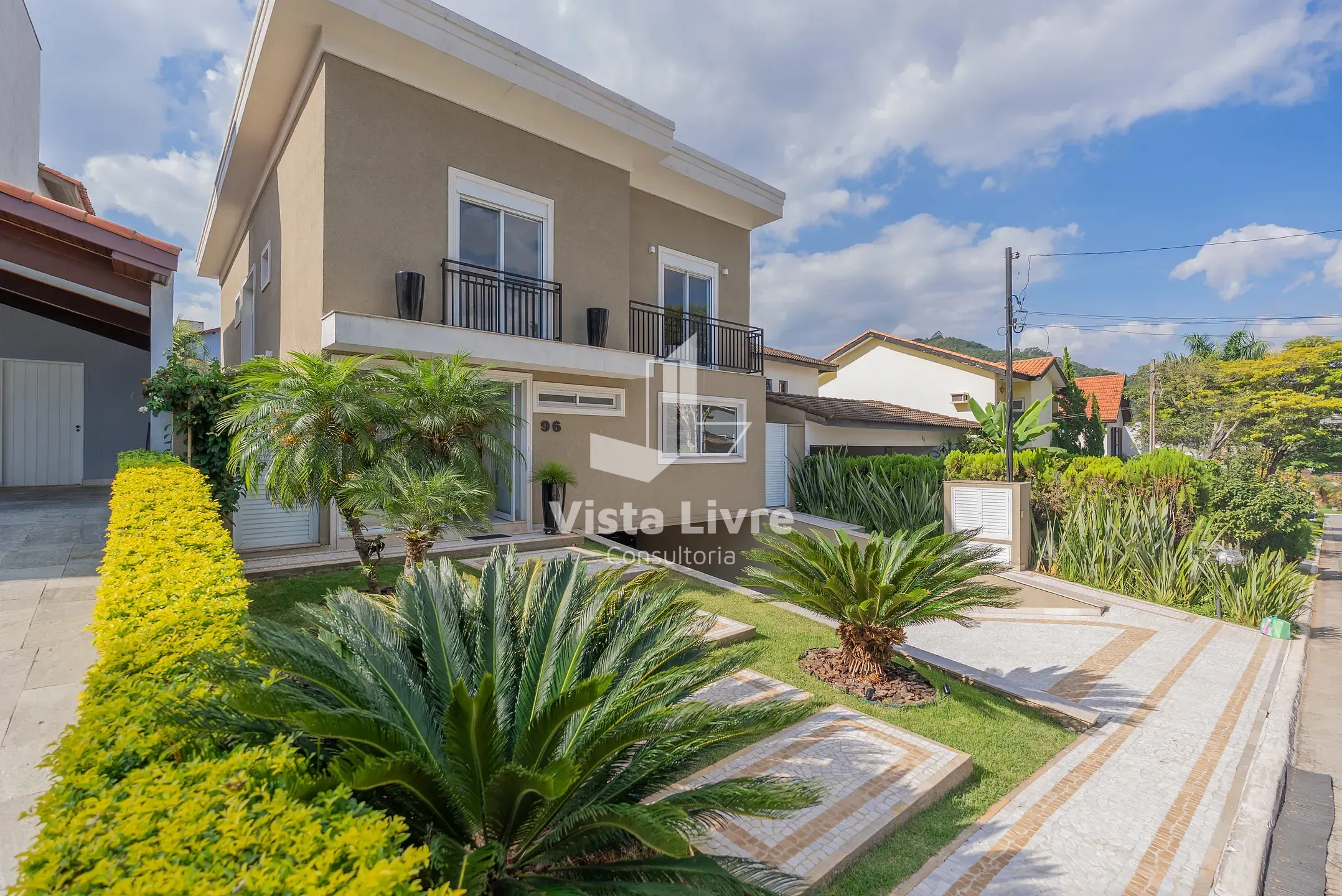 Casa, 4 quartos, 423 m² - Foto 1