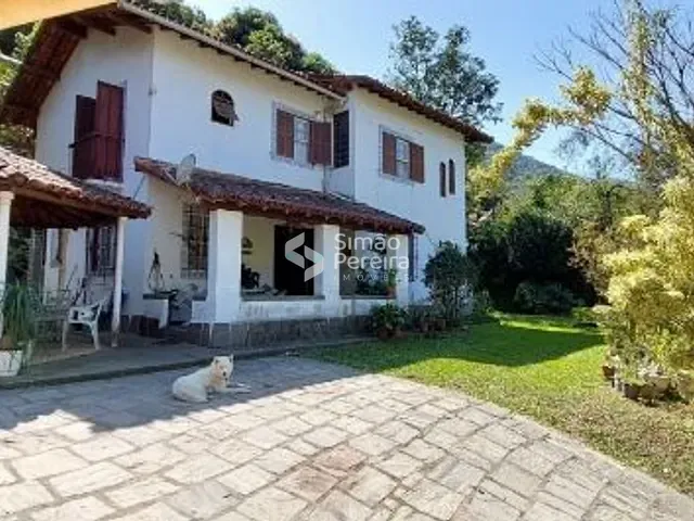 Casa com 4000m² 4 quartos e 4 banheiros, à venda, no bairro Vera Cruz em Miguel Pereira