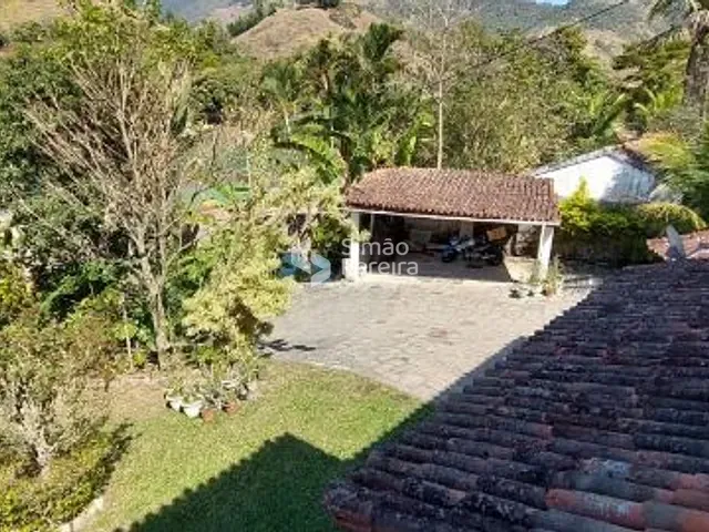 Casa com 4000m² 4 quartos e 4 banheiros, à venda, no bairro Vera Cruz em Miguel Pereira