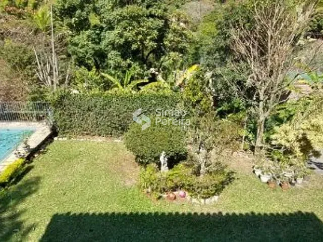 Casa com 4000m² 4 quartos e 4 banheiros, à venda, no bairro Vera Cruz em Miguel Pereira