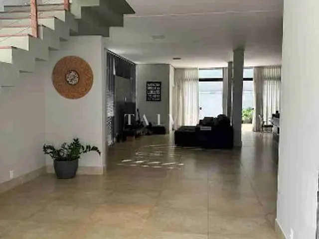 Casa com 360m² 4 quartos e 5 banheiros, à venda, no bairro Residencial José Lázaro Gouvea em Londrina