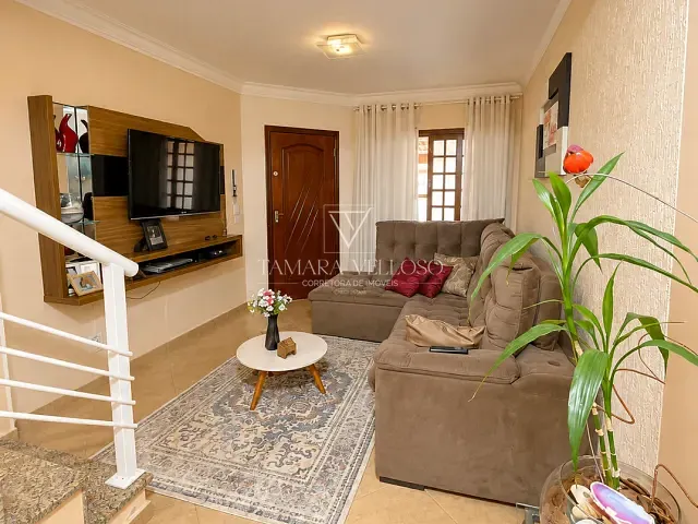 Casa com 125m² 2 quartos e 3 banheiros, à venda, no bairro Vila Suissa em Mogi das Cruzes
