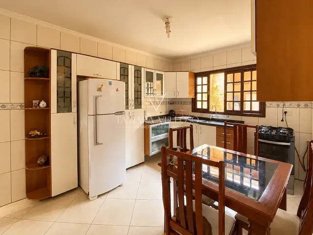 Casa com 125m² 2 quartos e 3 banheiros, à venda, no bairro Vila Suissa em Mogi das Cruzes