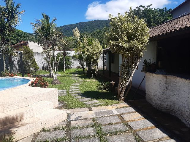 Casa com 800m² 5 quartos e 5 banheiros, à venda, no bairro Vargem Grande em Rio de Janeiro