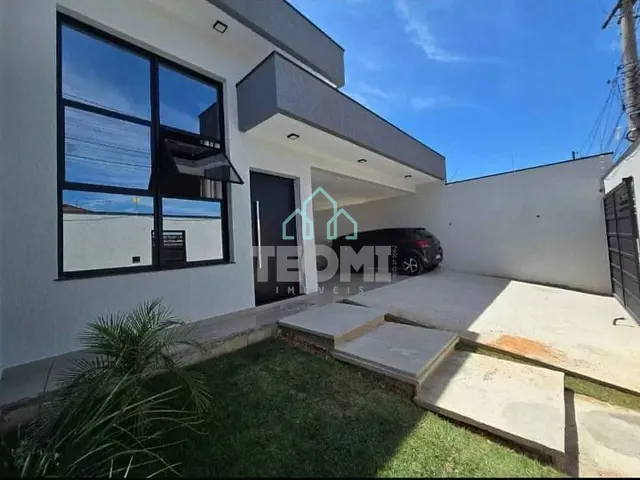 Casa com 310m² 3 quartos e 2 banheiros, à venda, no bairro Residencial Paraiso em Taubaté