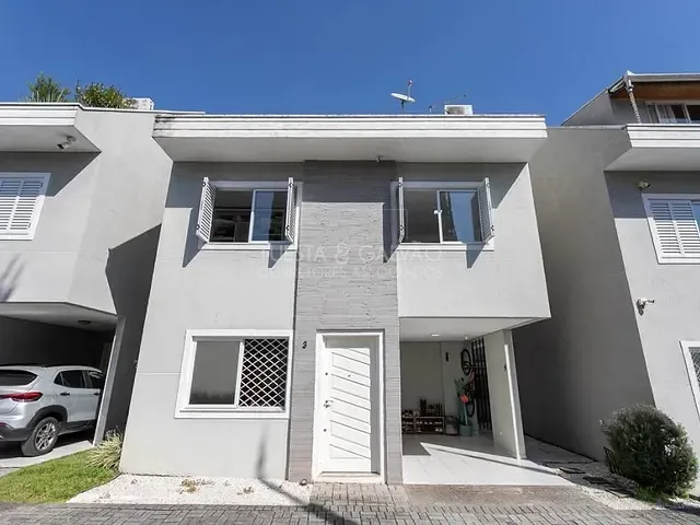 Casa com 129m² 3 quartos e 4 banheiros, à venda, no bairro Ahú em Curitiba
