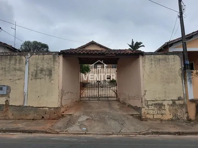 Casa com 250m² 3 quartos e 1 banheiro, à venda, no bairro São Gonçalo em Taubaté
