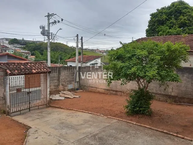 Casa com 250m² 3 quartos e 1 banheiro, à venda, no bairro São Gonçalo em Taubaté