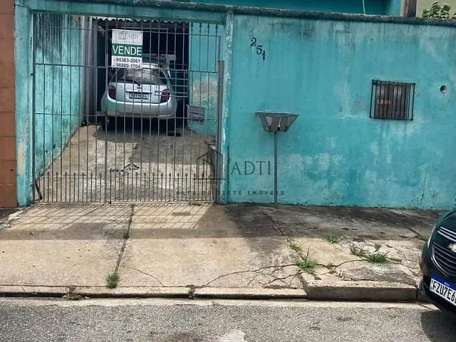 Casa 2 quartos e 1 banheiro, à venda, no bairro Vila Sagrado Coração de Maria em Mogi das Cruzes