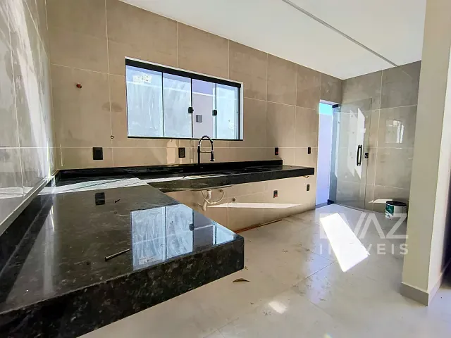 Casa com 150m² 2 quartos e 2 banheiros, à venda, no bairro Guriri em Cabo Frio