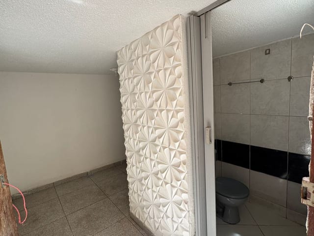 Casa com 125m² 3 quartos e 2 banheiros, à venda ou para alugar, no bairro Alto Ipiranga em Mogi das Cruzes