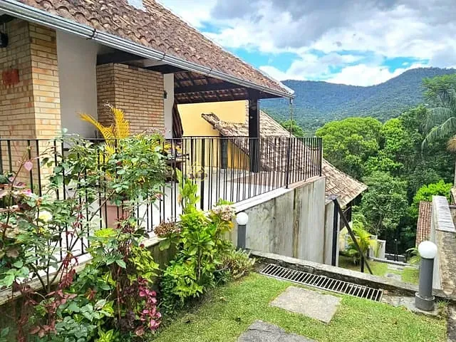 Casa com 82m² 1 quarto e 2 banheiros, à venda, no bairro Fazendinha (Penedo) em Itatiaia