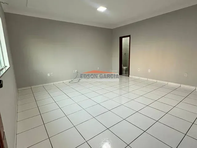 Casa 3 quartos e 3 banheiros, para alugar, no bairro Jardim Novo Horizonte em Sorocaba