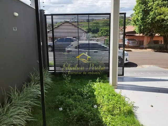 Casa com 158m² 3 quartos e 2 banheiros, à venda, no bairro Ouro Verde em Londrina