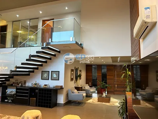 Casa com 700m² 5 quartos e 7 banheiros, à venda, no bairro Esperança em Londrina