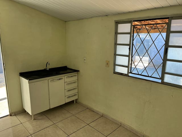 Casa 3 quartos e 2 banheiros, à venda, no bairro Jardim Maria Lúcia em São José do Rio Preto