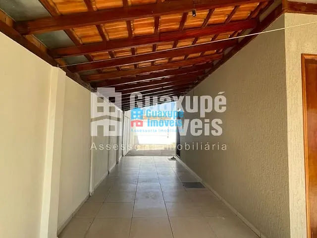 Casa com 48m², à venda, no bairro Jardim Ouro Verde em Guaxupé