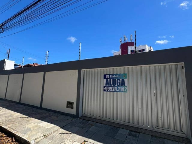 Casa 4 quartos e 5 banheiros, para alugar, no bairro Ponto Novo em Aracaju