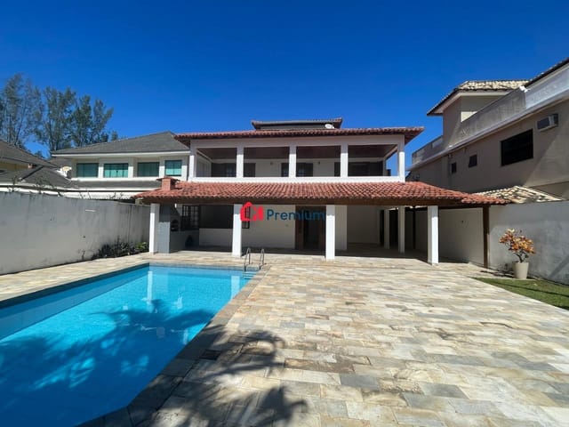 Casa 5 quartos e 5 banheiros, à venda, no bairro Barra da Tijuca em Rio de Janeiro
