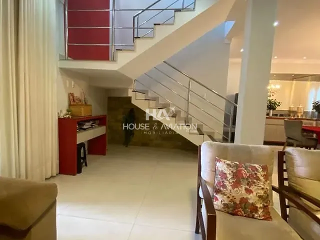 Casa com 360m² 4 quartos e 3 banheiros, à venda, no bairro Residencial Humaitá em Goiânia