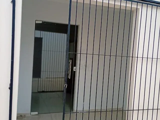 Casa 2 quartos e 1 banheiro, à venda, no bairro Cardeal Brandão Vilela em Paulo Afonso