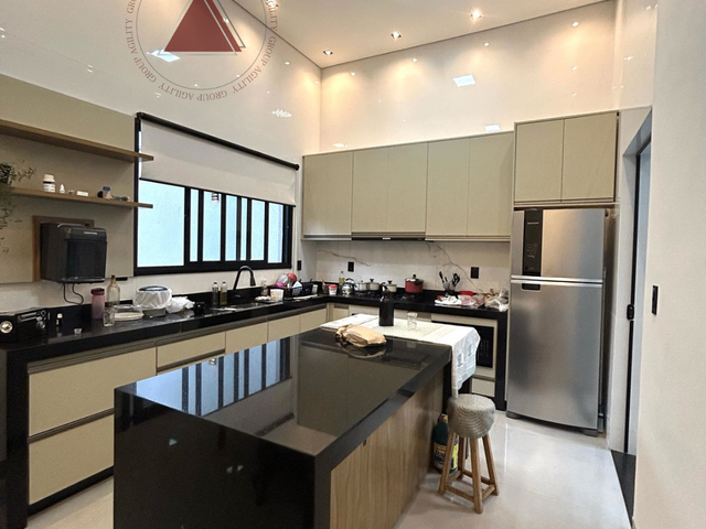 Casa com 200m² 3 quartos e 2 banheiros, à venda, no bairro Jardim Natal I em Franca