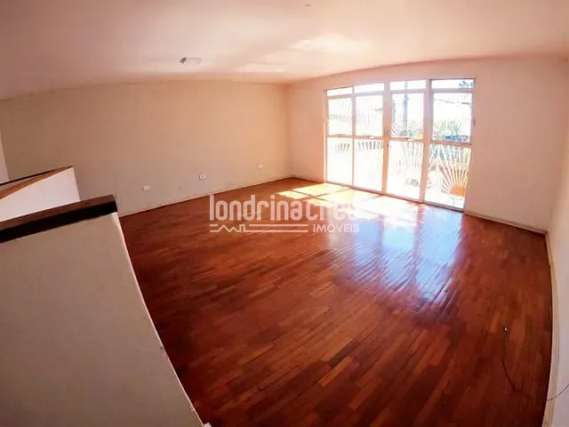 Casa com 428m², à venda, no bairro Vila Siam em Londrina