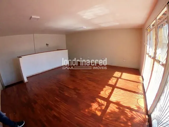 Casa com 428m², à venda, no bairro Vila Siam em Londrina