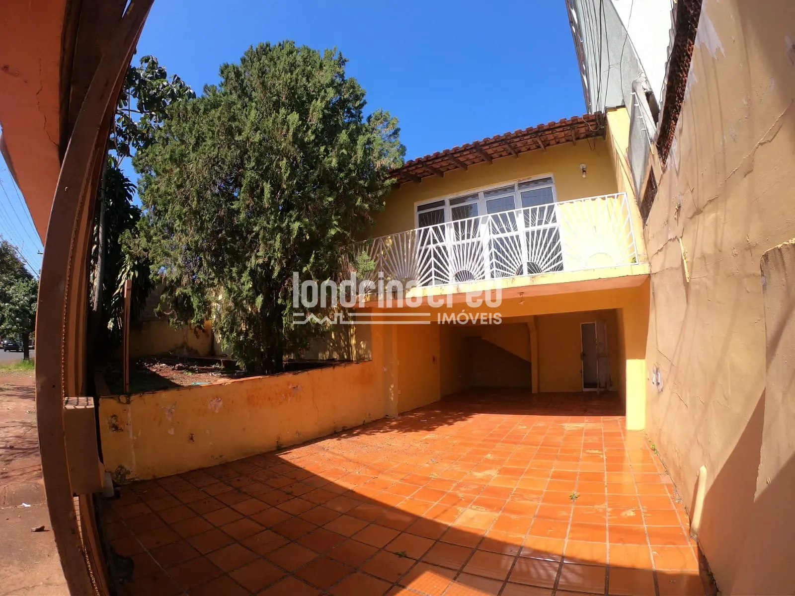Casa, 1 quarto, 220 m² - Foto 1