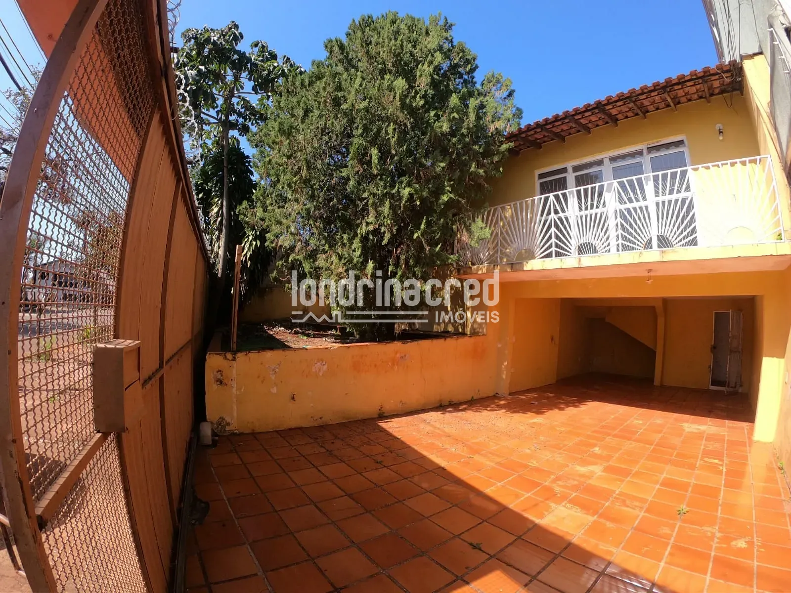 Casa, 1 quarto, 220 m² - Foto 2