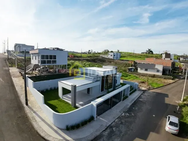 Casa com 123m² 3 quartos e 1 banheiro, à venda, no bairro Santa Terezinha em Concórdia