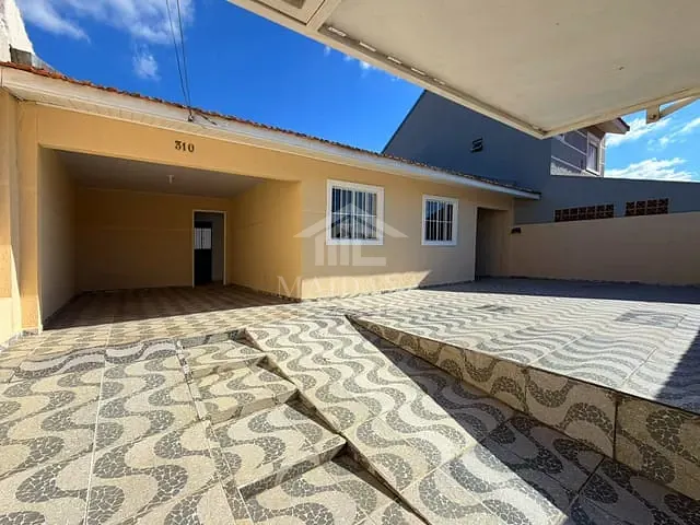 Casa com 107m² 3 quartos e 1 banheiro, à venda, no bairro Uberaba em Curitiba