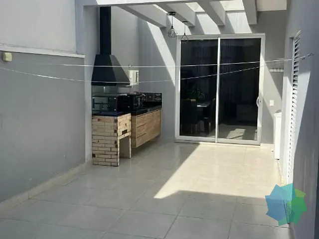 Casa com 175m² 3 quartos e 2 banheiros, à venda, no bairro Loteamento Terras de São Pedro e São Paulo em Salto