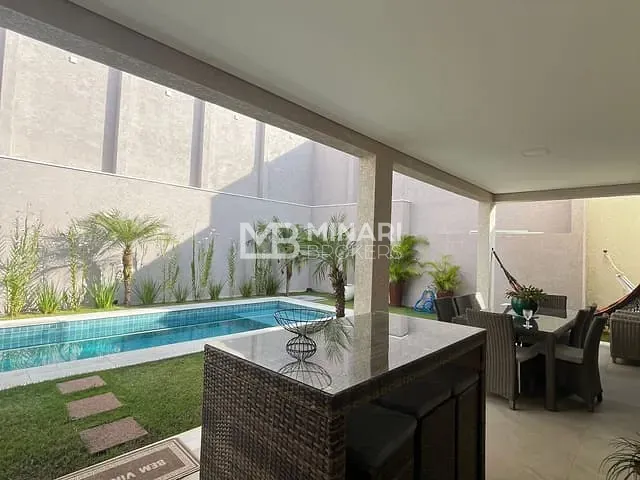 Casa 4 quartos e 6 banheiros, à venda, no bairro Alphaville em Santana de Parnaíba