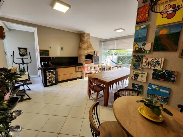 Casa com 567m² 3 quartos e 4 banheiros, à venda, no bairro Terra Bonita em Londrina
