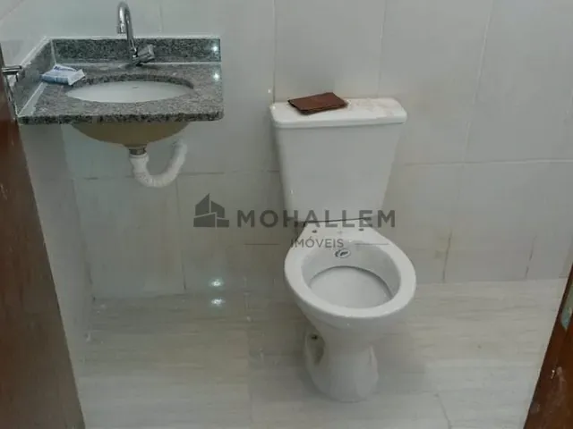 Casa com 70m², à venda, no bairro Santa Efigênia em Piranguinho