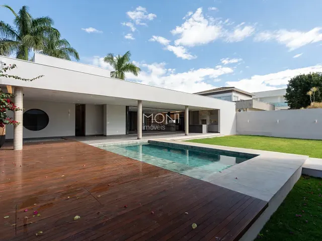 Casa 5 quartos e 6 banheiros, à venda, no bairro Setor Habitacional Jardim Botânico em Brasília