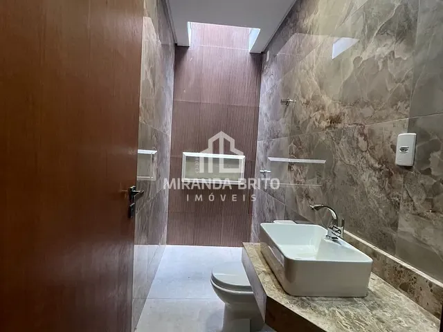 Casa 3 quartos e 2 banheiros, à venda, no bairro Parque Itatiaia em Aparecida de Goiânia