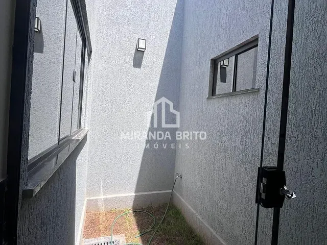 Casa 3 quartos e 2 banheiros, à venda, no bairro Parque Itatiaia em Aparecida de Goiânia