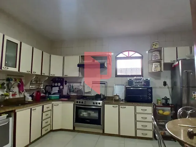 Casa 3 quartos e 2 banheiros, à venda, no bairro Ermelinda em Belo Horizonte