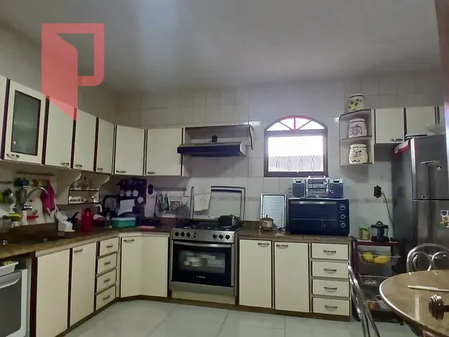 Casa 3 quartos e 2 banheiros, à venda, no bairro Ermelinda em Belo Horizonte