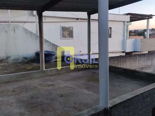 Casa com 300m² 2 quartos e 2 banheiros, à venda, no bairro Vila Paulista em Mogi das Cruzes
