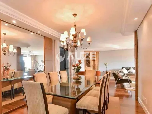 Casa com 490m² 4 quartos e 4 banheiros, à venda, no bairro Jardim das Américas em Curitiba