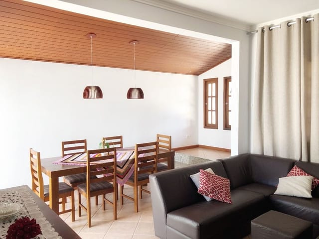 Foto do Casa - Casa com 2 dormitórios à venda, 150 m² por R$ 690.000,00 - Bosque dos Eucaliptos - São José dos Campos/SP | RUSSI IMÓVEIS