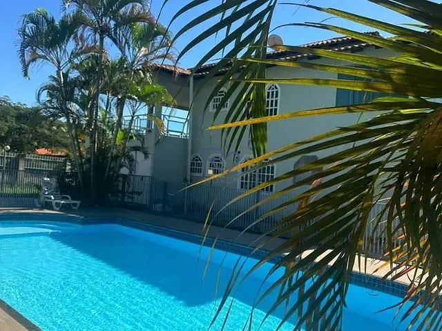 Casa com 2500m² 4 quartos e 7 banheiros, à venda ou para alugar, no bairro Park Way em Brasília