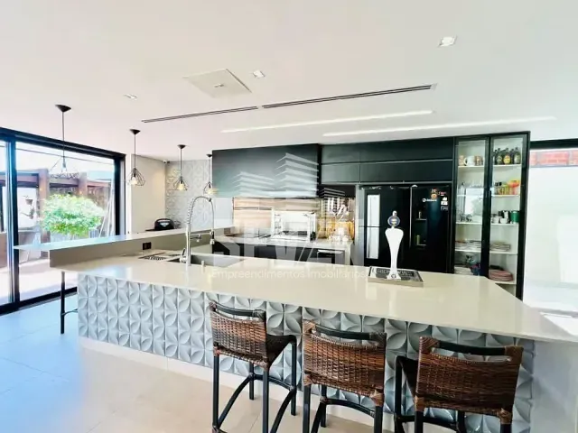 Casa com 790m² 4 quartos e 6 banheiros, à venda, no bairro Residencial Jardins do Sul em Bauru
