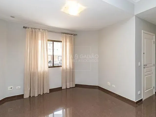 Casa com 186m² 3 quartos e 2 banheiros, à venda, no bairro Santa Felicidade em Curitiba