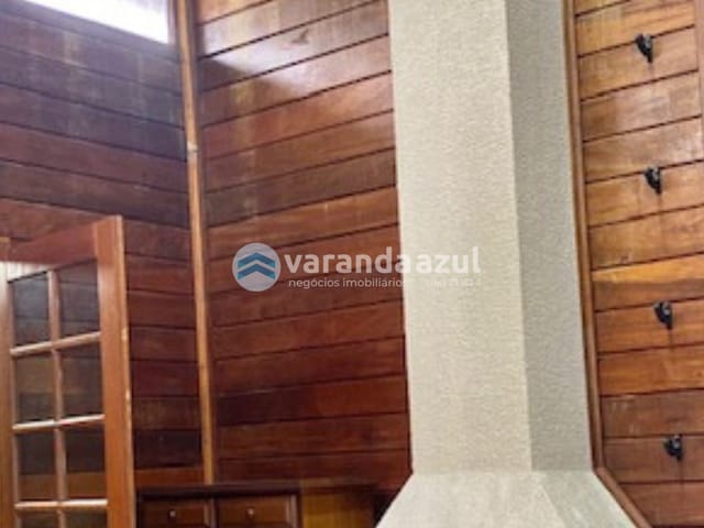 Casa com 528m² 3 quartos e 2 banheiros, à venda, no bairro Aruã em Mogi das Cruzes